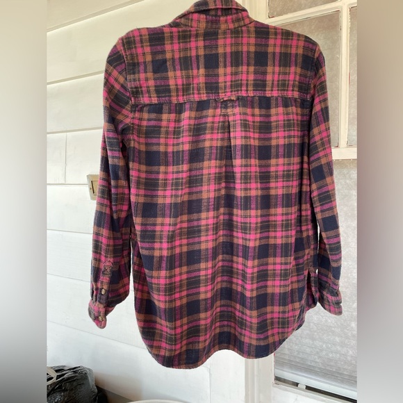 American Eagle Amazingly Soft Boyfriend Fit Flannel - Picture 3 of 3